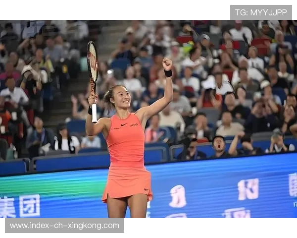女子网球巡回赛冠军赛决出，选手技战术精湛，女子网球公开赛视频